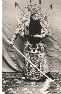 看看李莲英这拍马屁的功夫,就知为何在慈禧面前那么吃香了