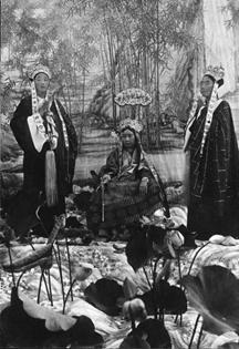 看看李莲英这拍马屁的功夫,就知为何在慈禧面前那么吃香了